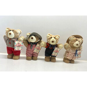 Vintage 1986 Wendy's Farrell Furskins Set of 4 NWT